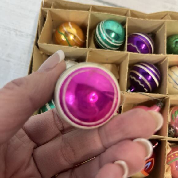 Set of 24 Vintage Mercury Glass Christmas Tree Ornaments Poland 1950s Original - Picture 15 of 16